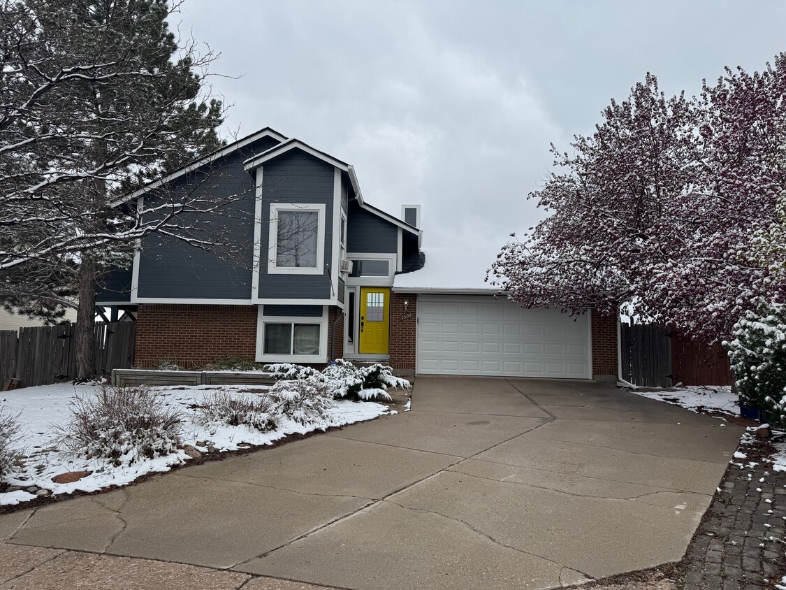 Liberty Bell - 7504 Liberty Bell Dr (Colorado Springs, CO)