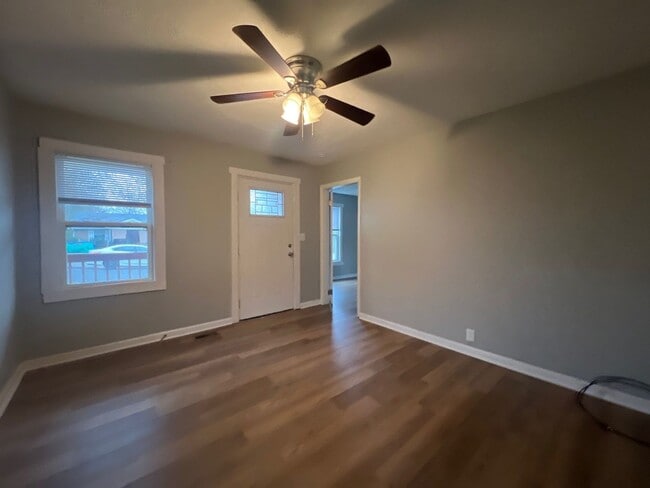 Photo - 3 Bed, 2 Bath House in Clarksville!!