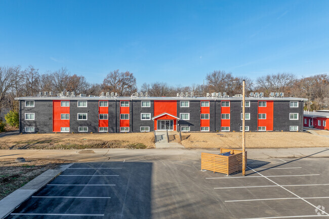 Building Photo - University Digs Apartments