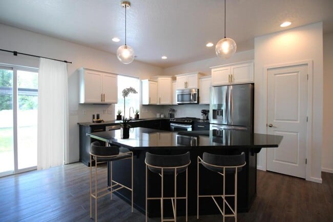 Photo - 2551 W Sorbonne Dr