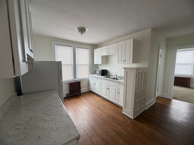 Photo - 6611 Kennedy Ave Unidad KENNEDY 6611 #1