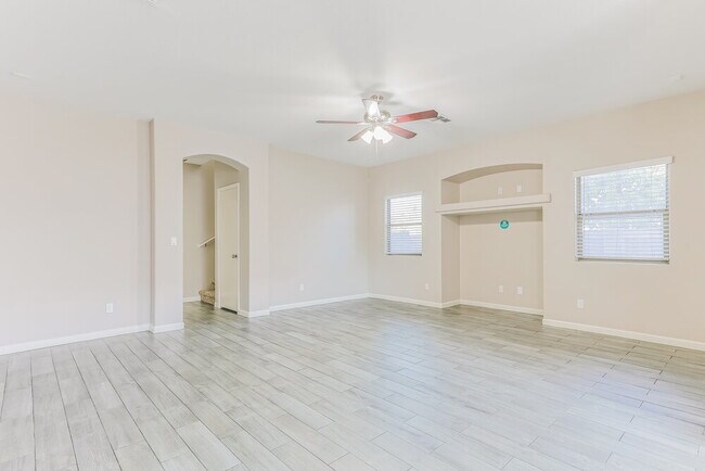 Photo - 326 N 103rd Pl