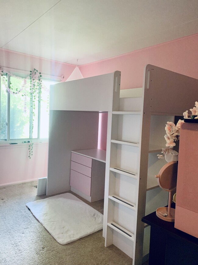 Photo - 1117 Kay Pkwy