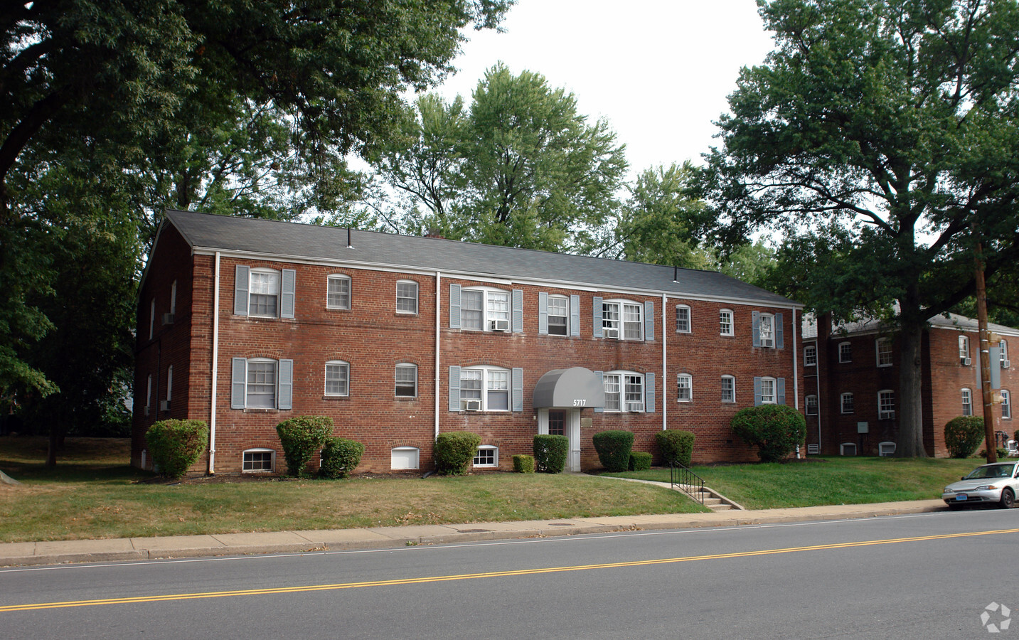 Westover Apartments - Westover Apartments