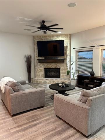 Photo - 4737 Christie Ave