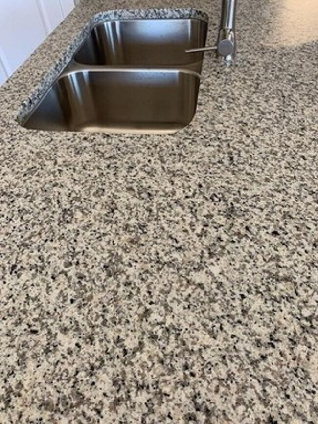 Photo - Desert Hills Gem