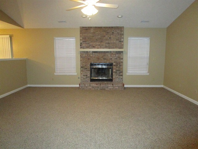 Photo - 1702 Acorn Rd