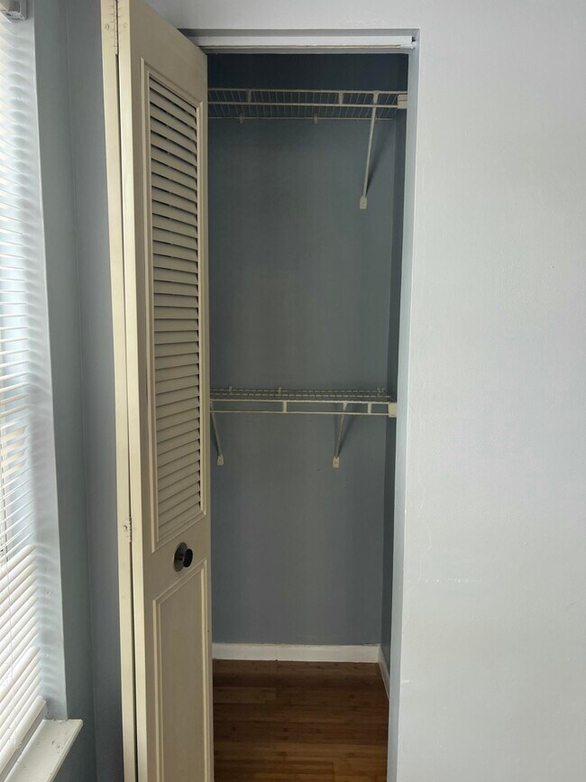 Photo - 5112 Society Pl W