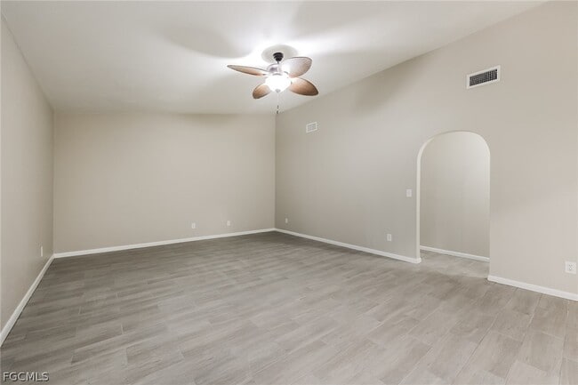 Photo - 9 Jefferson Ave