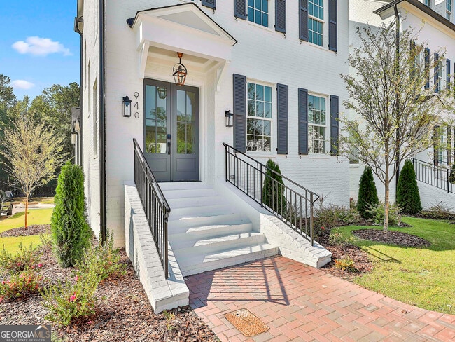 Photo - 940 Laurel Brooke Ave