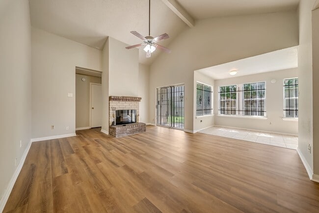 Photo - 3111 Overcross Dr
