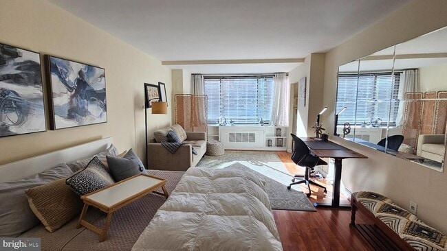 Building Photo - 1021 Arlington Blvd Unit 434