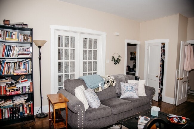 Photo - 154 E High St Unit 101