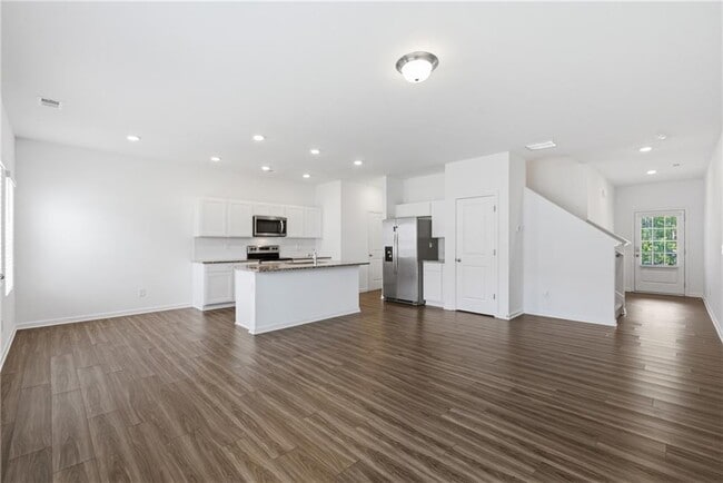 1118 Lossie Ln