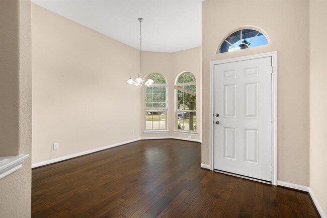 1007 Summer Wood Blvd