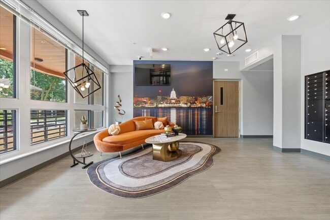 402 W Wilson Street