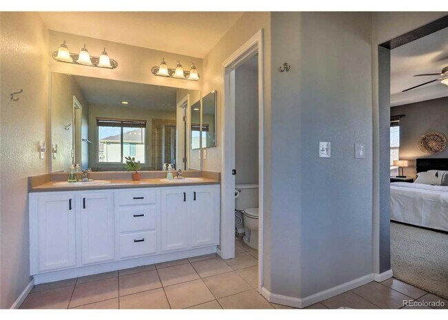 Photo - 10156 Ventura St