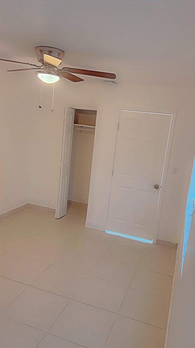 Photo - 908 NW 10th St