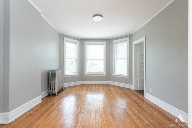 Photo - 1229 E 71st St Unidad 2