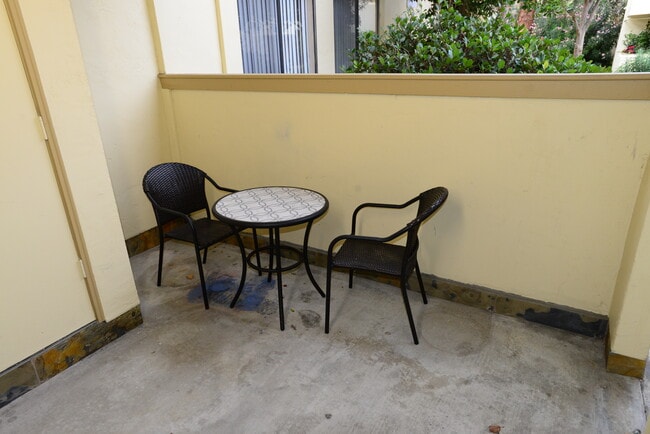 Private Patio (downstairs) or Balcony (upstairs)
