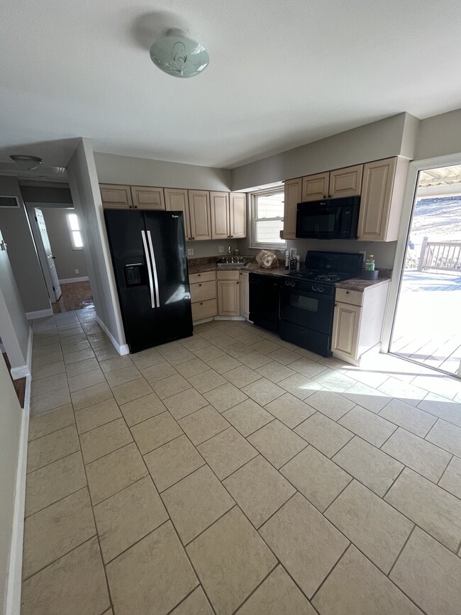 648 Green Cliff Rental House Rental in Fenton, MO