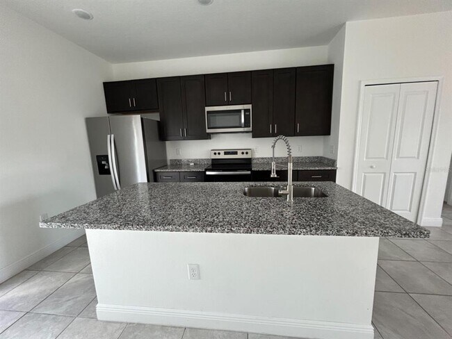 Photo - 449 Marion Oaks Ln