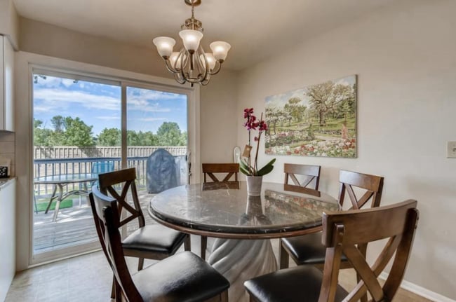 Photo - 2080 Orchard Ln