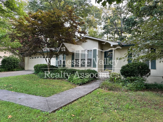 Building Photo - 1622 Colonade Rd Rental