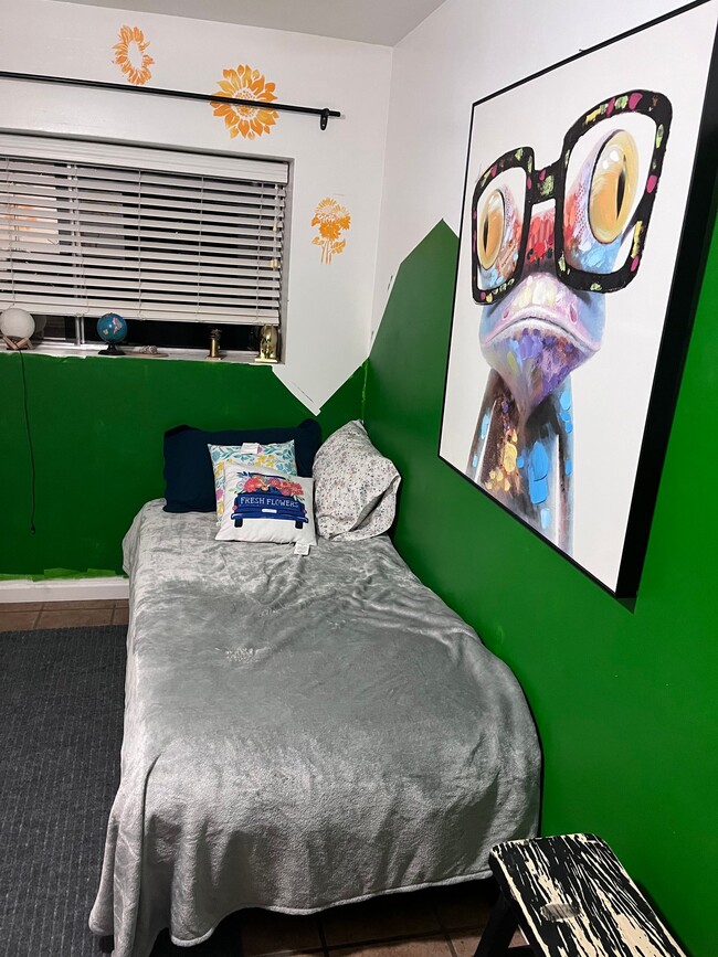 Photo - 2444 E Mobile Ln Unit 2