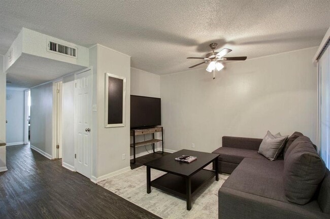 Photo - 2900 Cole St Unit 311
