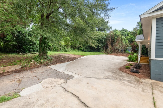 Photo - 907 Beaufort St Unit 2