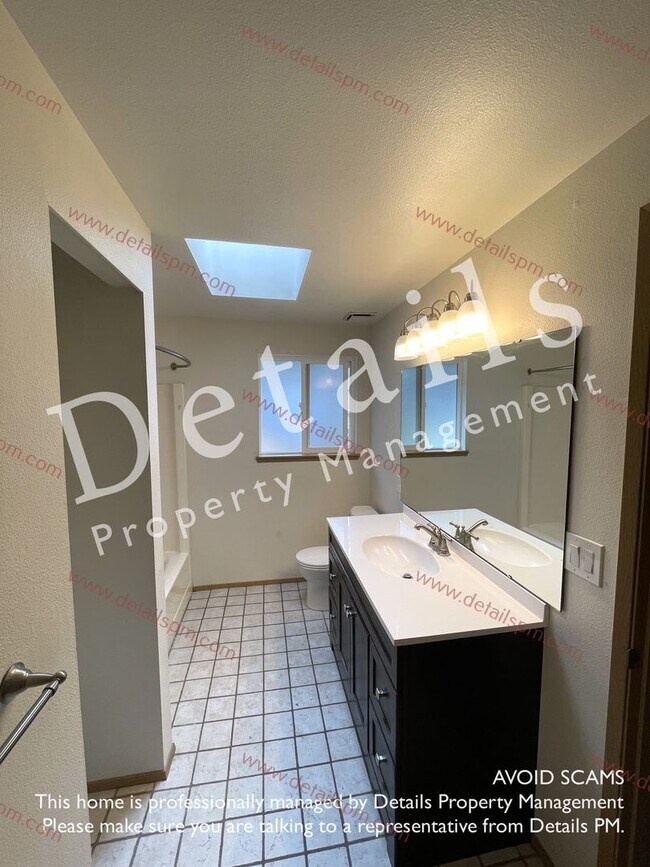 Silverdale Three Bedroom Townhouse House Rental in Silverdale, WA