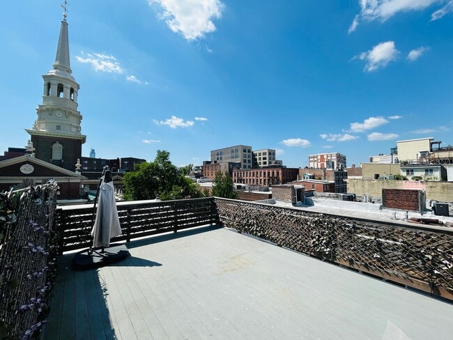 Building Photo - 27 N 2nd St Unit 301