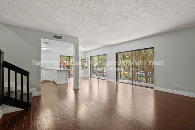 Photo - 4705 SW 62nd Ave Condo Unit 203