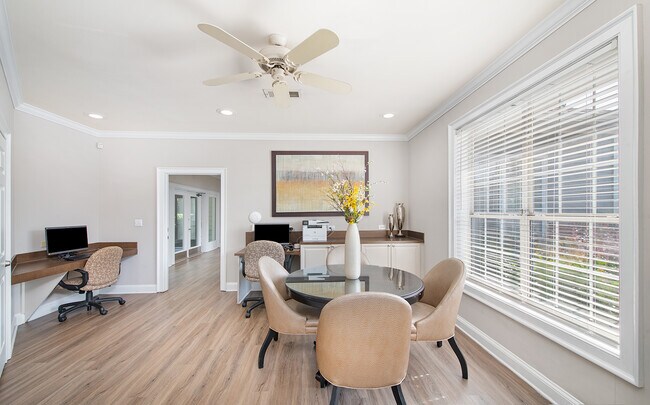 Photo - MAA Dunwoody