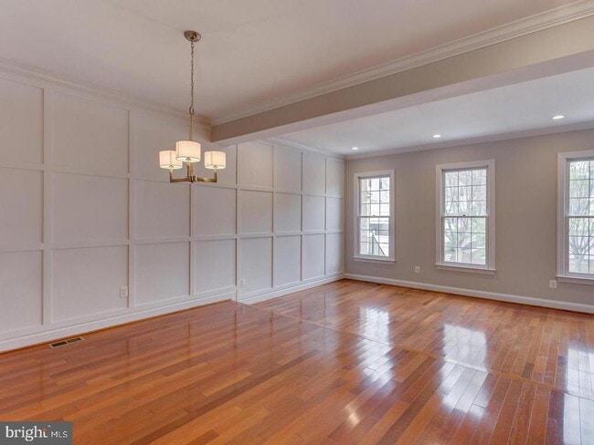 Photo - 9421 Van Arsdale Dr