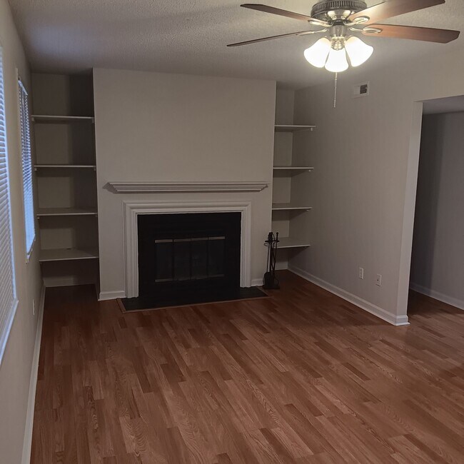 Photo - 9139 Wrenwood Ln