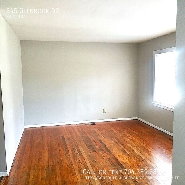 Photo - 345 Glenrock Dr