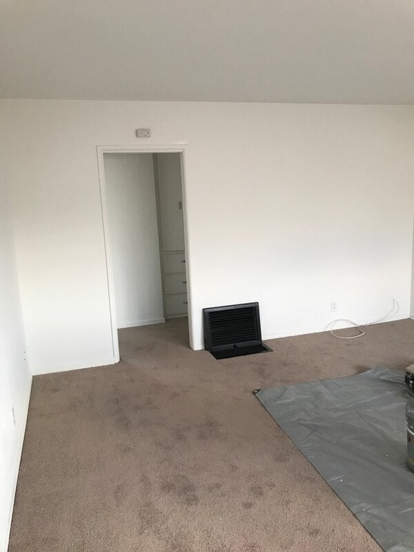 Living Room to Hall/Bedrooms