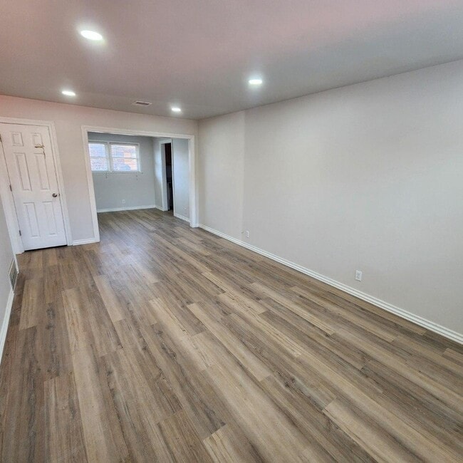 Photo - Newly Remodeled Home in The Village