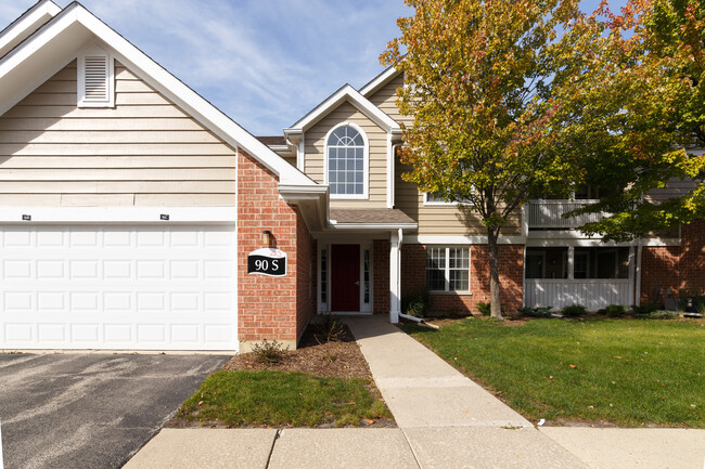 Building Photo - 1671 Buttonwood Cir Unit 2623 Rental