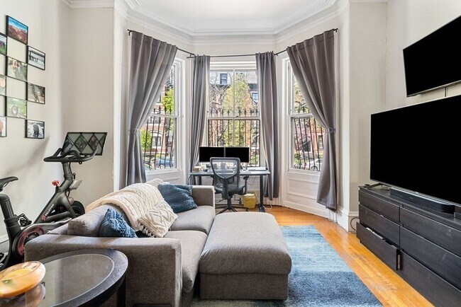 Photo - 296 Marlborough St Unidad 2