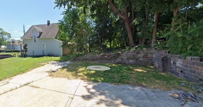 Photo - Charming 3-Bedroom Bungalow | Cozy, Affordable & Convenient Living