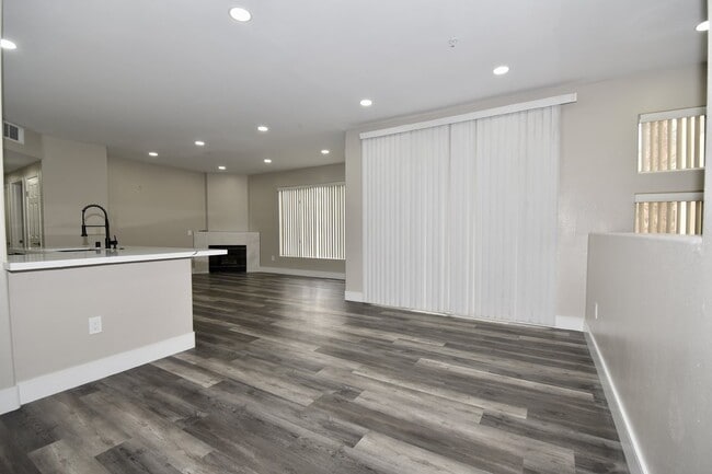 Photo - Stunning 2 Bed 2 Bath 1 Attached Garage at Vistana