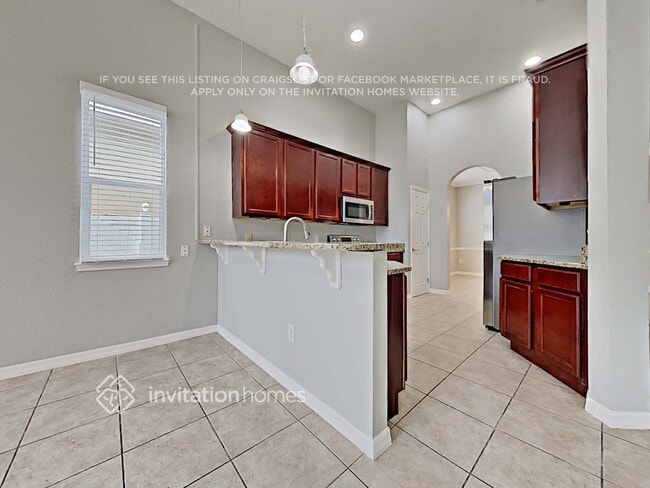 1083 Hermosa Way