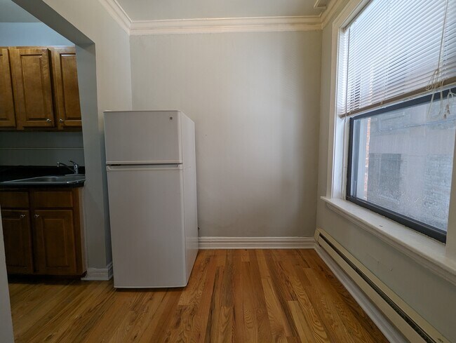 Photo - 429 W Roscoe St Unidad 425-104