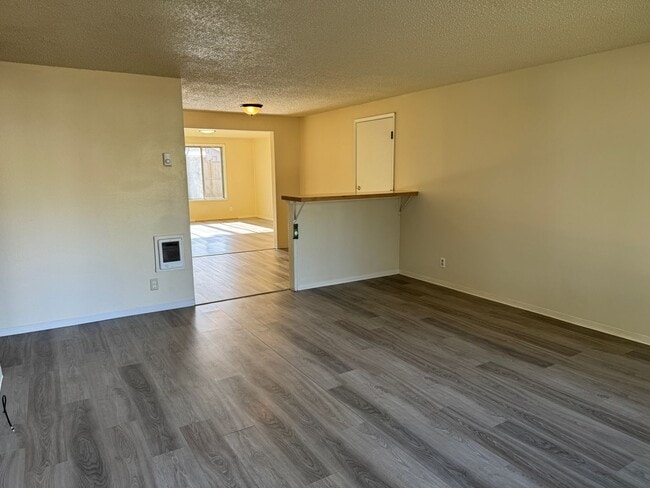 Photo - Updated 4 bedroom 1 bathroom house in Eugene!