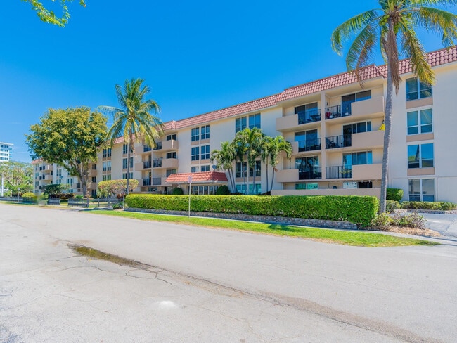 Photo - 1000 Spanish River Rd Unit 3G