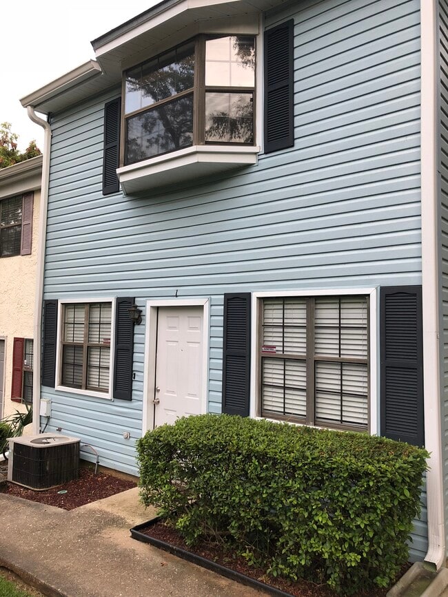 820 W Carolina St Unit 1