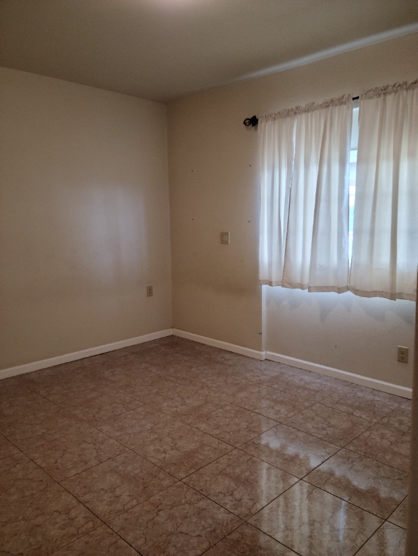 Photo - 155 Hiolani St